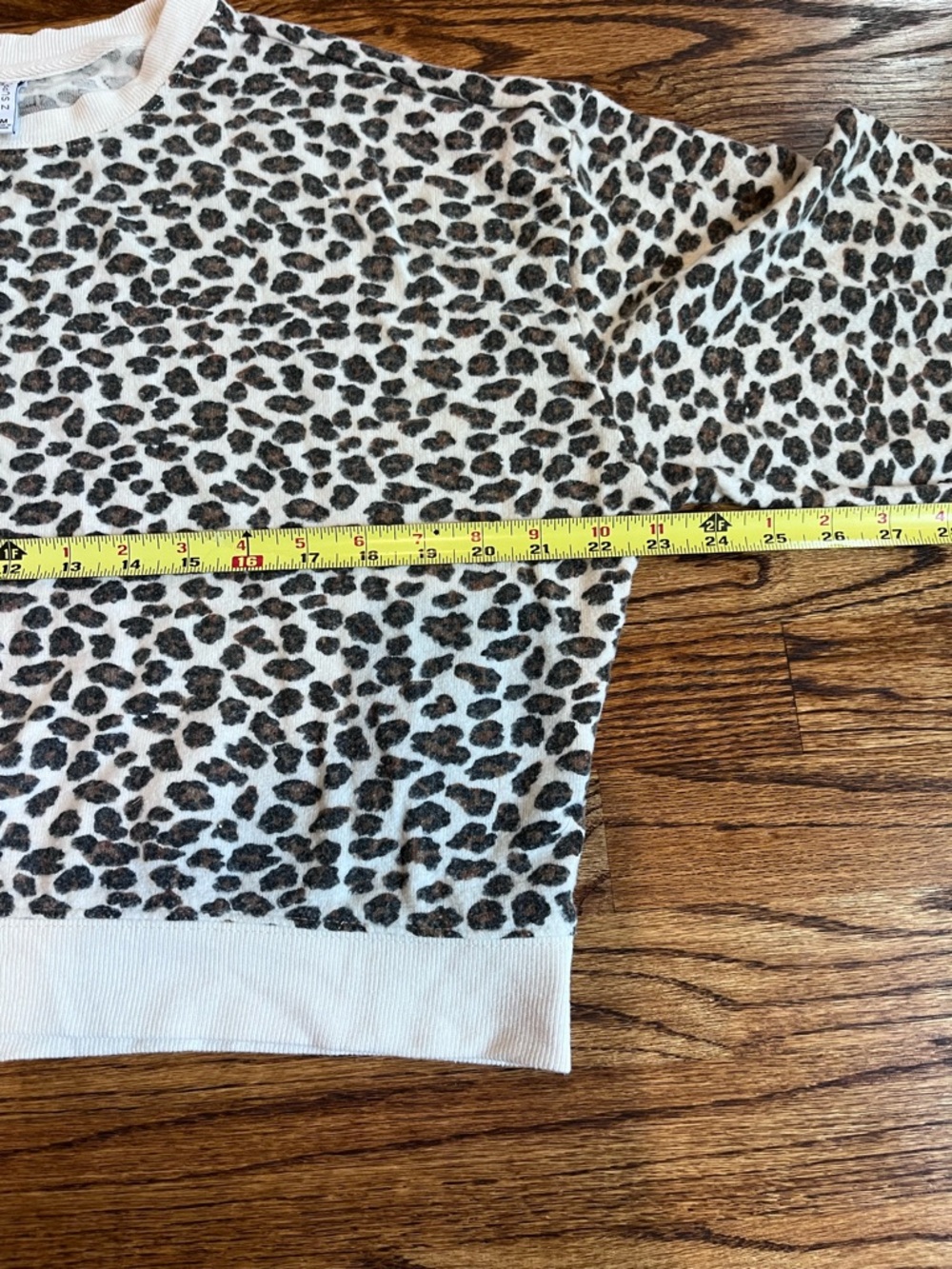 Z Supply Leopard Print Cropped Pullover Sweater Size M - Picture 7 of 9